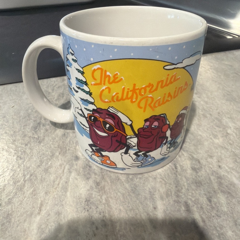 Vtg California Raisins Coffee Mug 1988 Sledding Winter Applause 30089 Made Korea